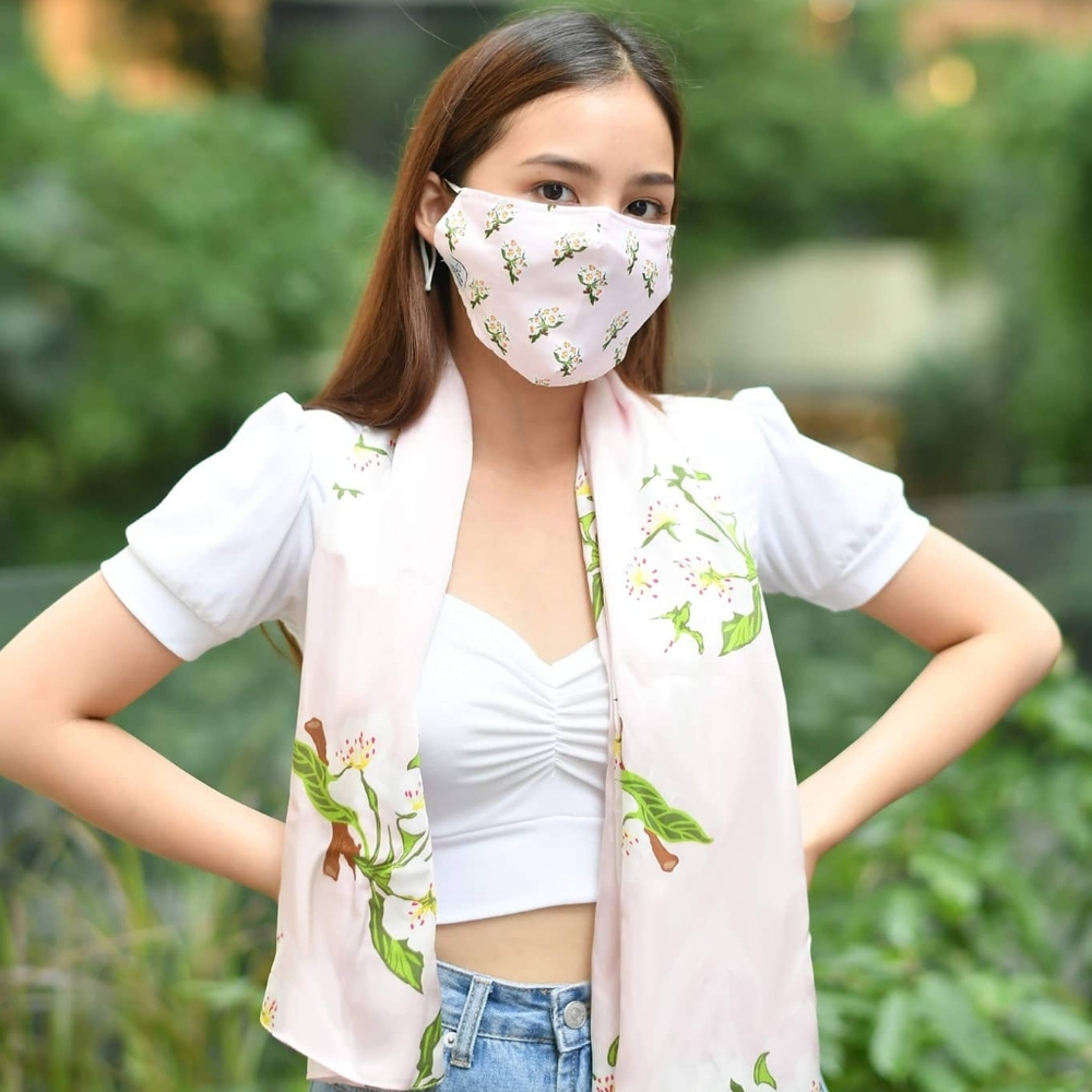 PearWear Blossom Mask & Silk Scarf Set - Pink